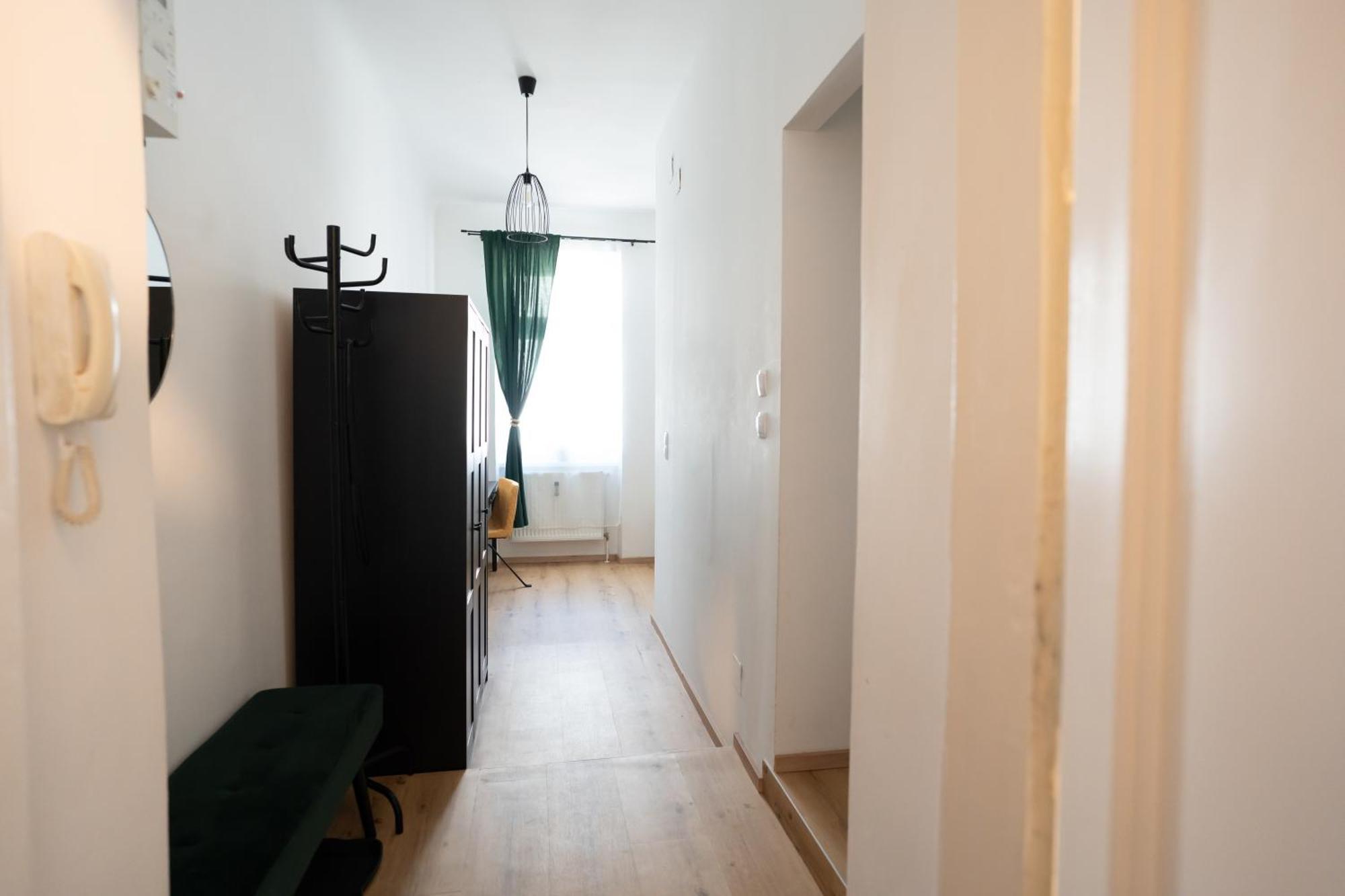 Js Design Apartment Грац Экстерьер фото